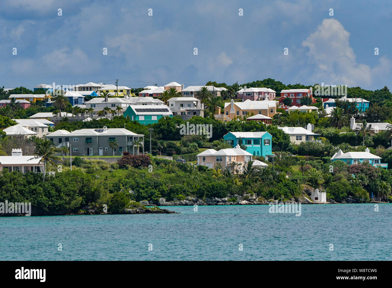 Bermuda houses pastel hires stock photography and images Alamy