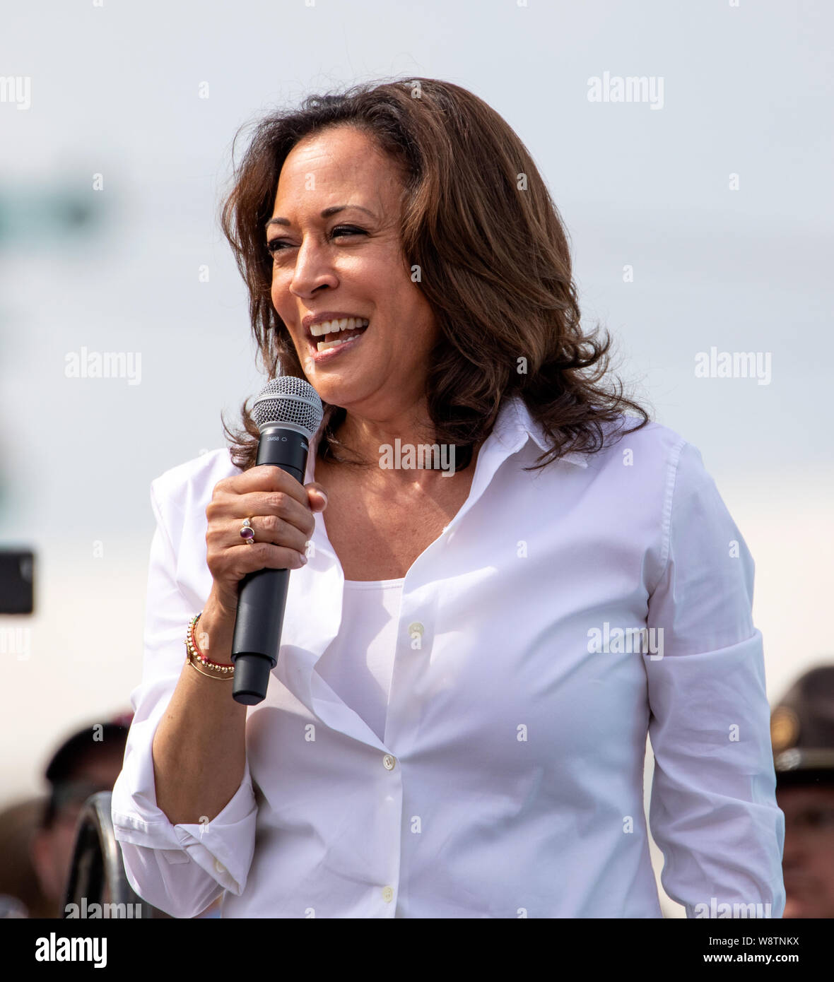 Des Moines, Iowa / USA - August 10, 2019: United States Senator and Democratic presidential candidate Kamala Harris greets supporters at the Iowa Stat Stock Photo