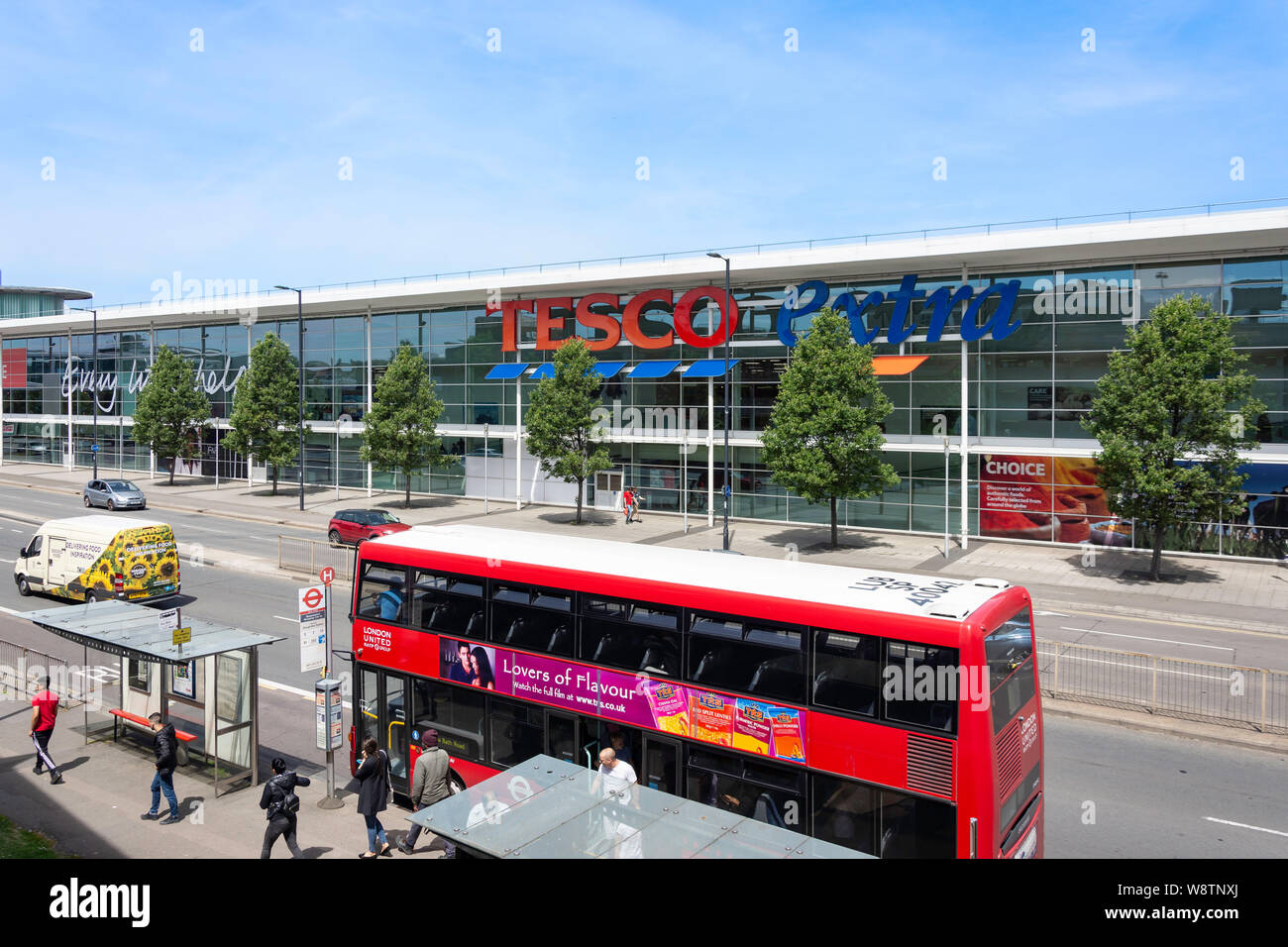 Tesco Extra supermarket, Wellington Street, Slough, Berkshire, England, United Kingdom Stock Photo