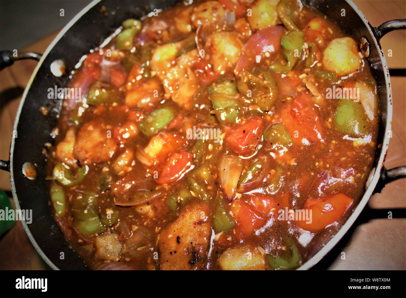 chilli paneer recipe made with cottage cheese (paneer), chilli