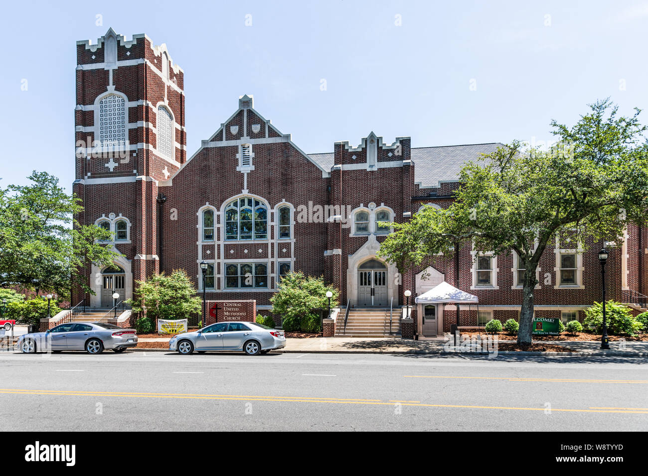 LINCOLNTON, NC, USA-9 AUGUST 2019: The stately Central United Methodist Church, on Main St. Stock Photo
