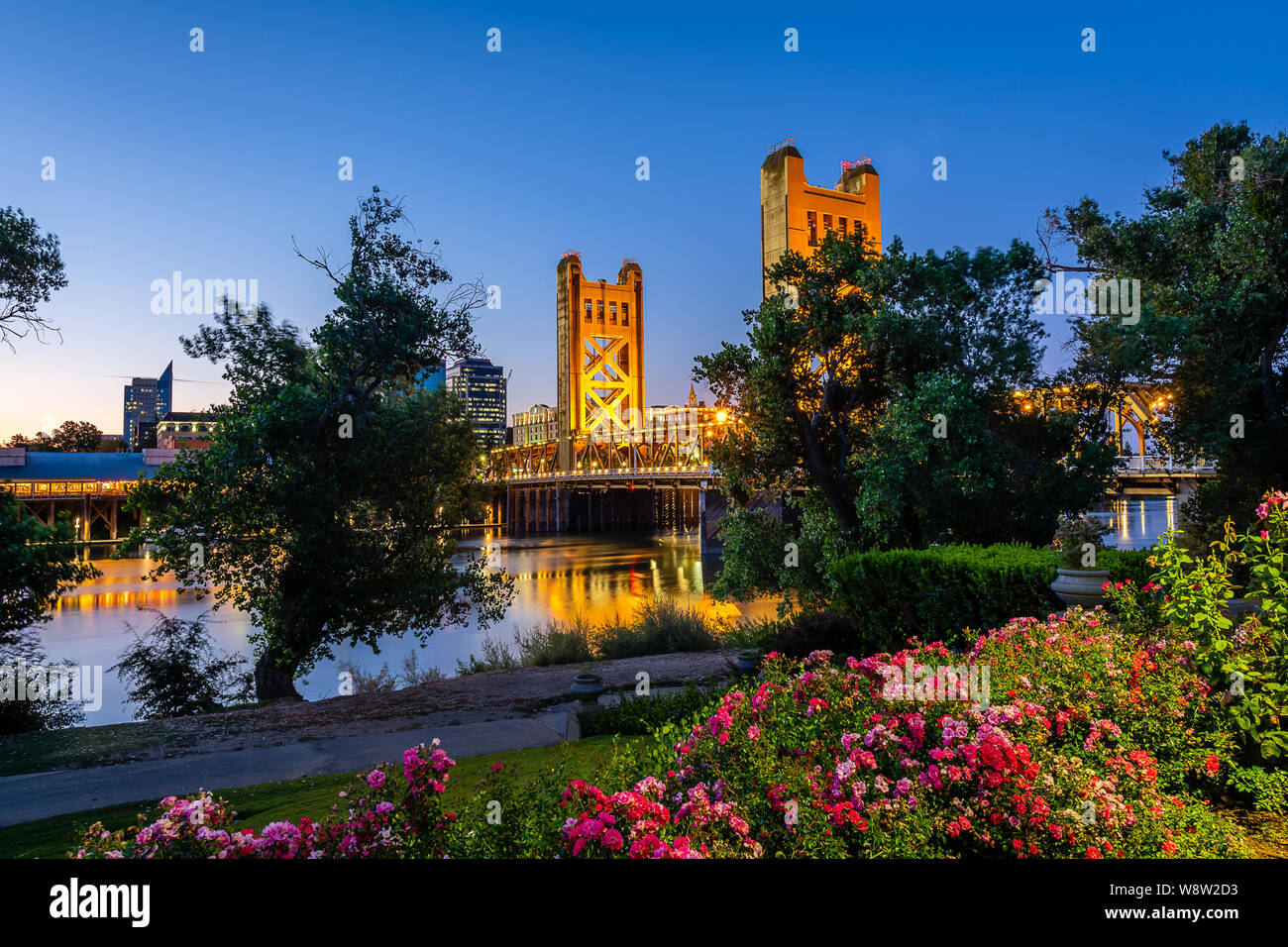West Sacramento's Tower Bridge at Blue Hour Stock Photo - Alamy