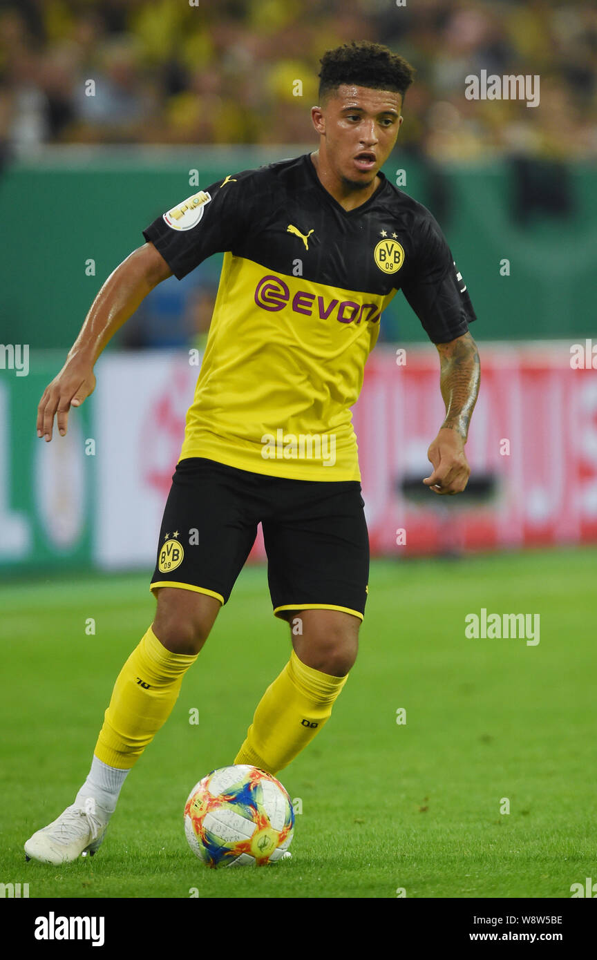 Dusseldorf, Germany. 9th Aug, 2019. Sancho (Dortmund), August 9, 2019 - Football/Soccer : DFB Cup 1st round match between KFC Uerdingen 05 0-2 Borussia Dortmund at Merkur Spiel Arena in Dusseldorf, Germany. Credit: Itaru Chiba/AFLO/Alamy Live News Stock Photo