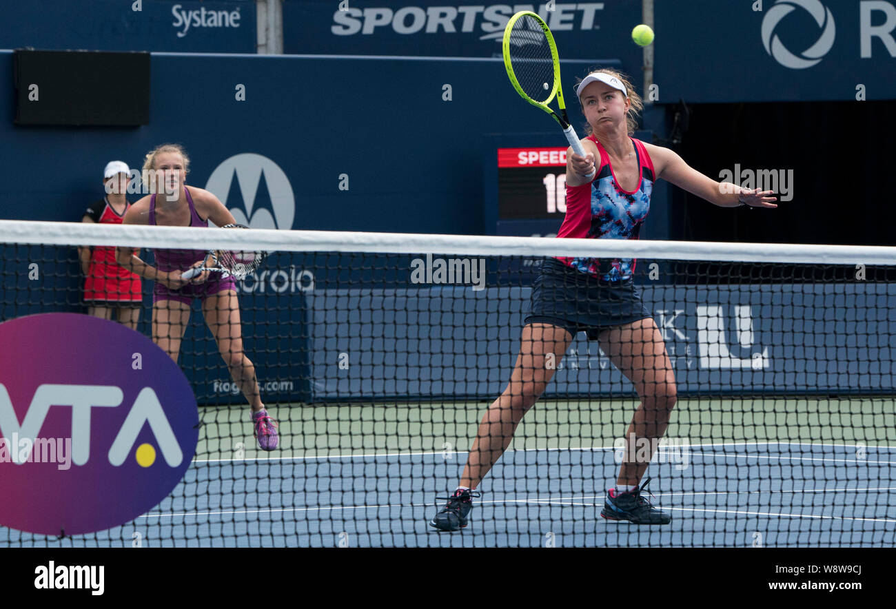 Toronto, Canada. 11th Aug, 2019. Barbora Krejcikova (R) and Katerina Siniakova of the Czech Republic compete during the women's doubles final against Anna-Lena Groenefeld of Germany and Demi Schuurs of the Netherlands at the 2019 Rogers Cup in Toronto, Canada, Aug. 11, 2019. Credit: Zou Zheng/Xinhua/Alamy Live News Stock Photo