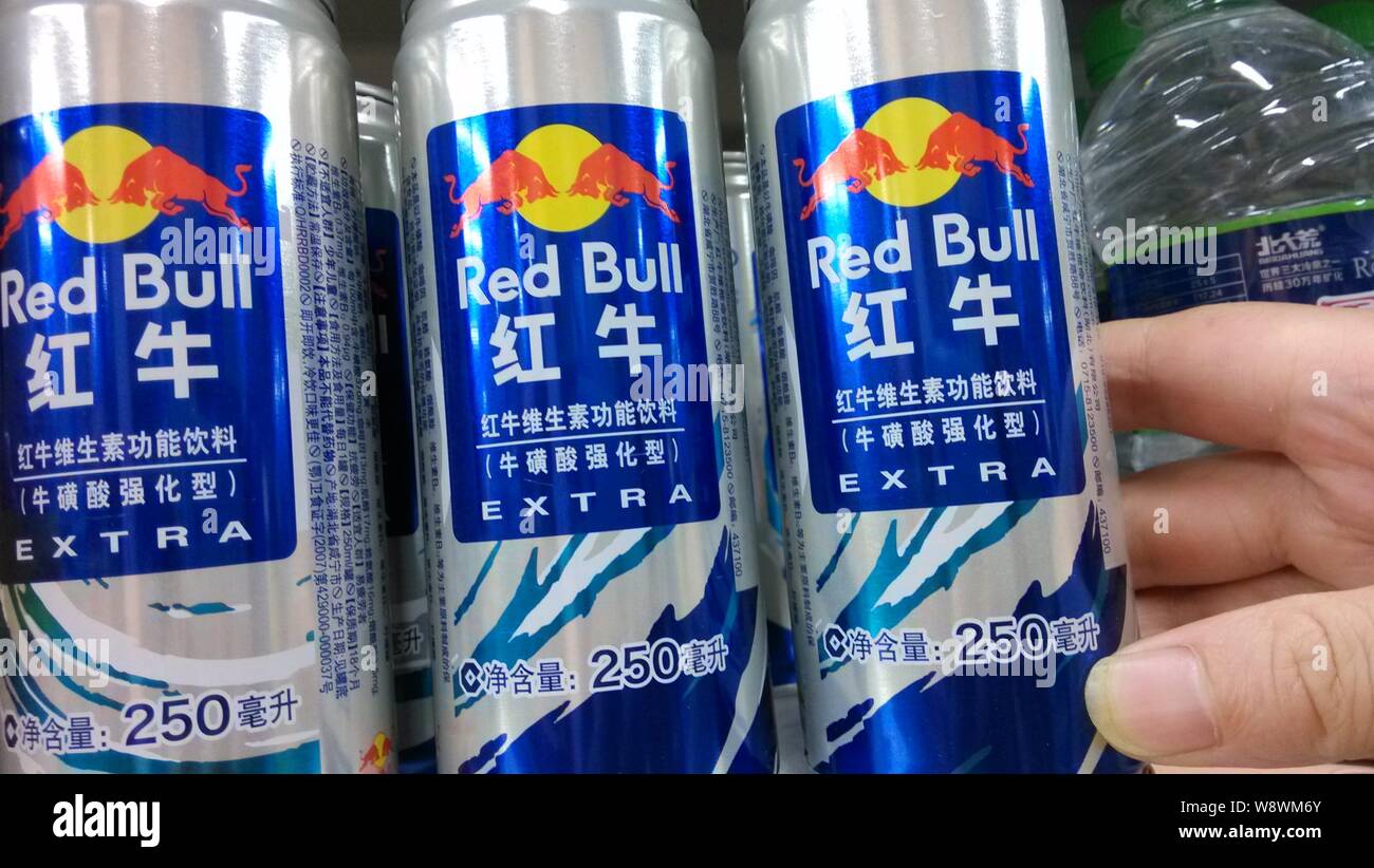 File A Customer Buys A Can Of Red Bull Energy Drink At A Supermarket In Nantong City East Chinas Jiangsu Province 19 August 13 Vita Coco T Stock Photo Alamy