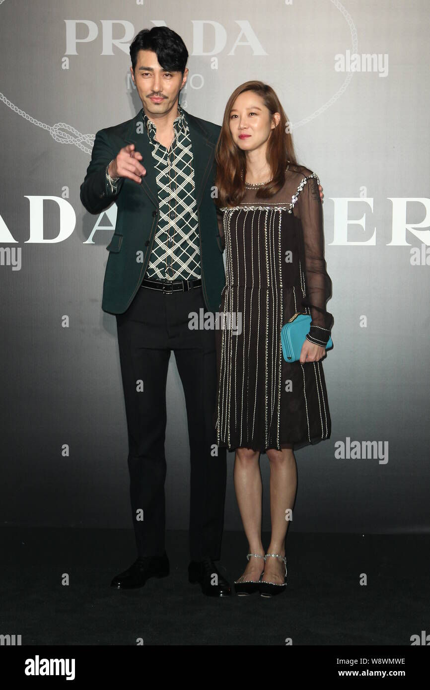 South Korean actress Gong Hyojin, right, and actor Cha Seungwon pose