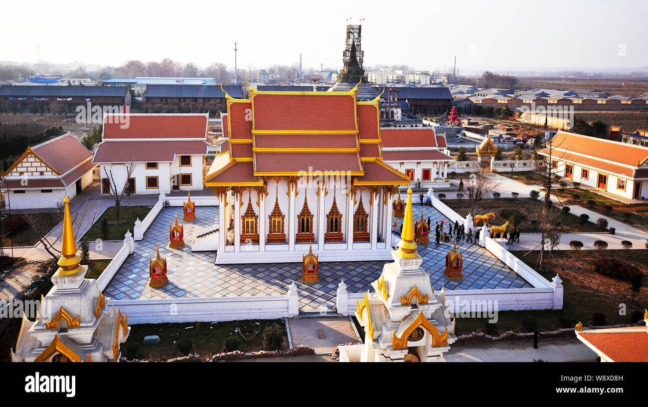 General view of a Thai-style Buddhist temple within the area of White Horse  Temple, or Bai Ma Si, in Luoyang city, central Chinas Henan province, 12 J  Stock Photo - Alamy