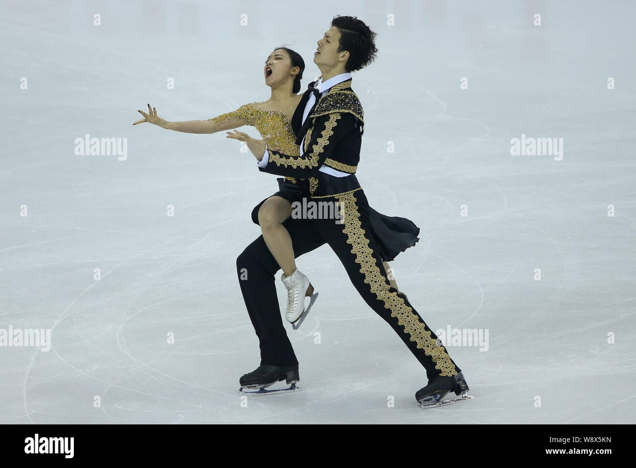 Wang Shiyue (left) and Liu Xinyu of China perform during the Lexus Cup