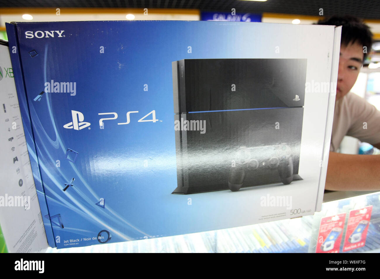 Evolve Sony PlayStation 4, PS4 Asia English Voice Chinese Sub Brand New Sealed