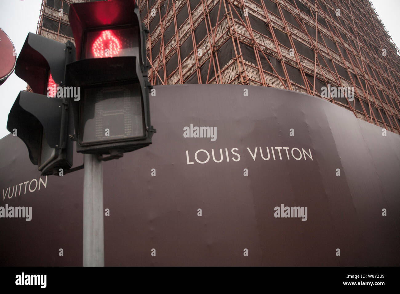 Louis Vuitton Advertising Poster Stock Photo - Download Image Now - Beauty,  Brand Name, Capital Cities - iStock