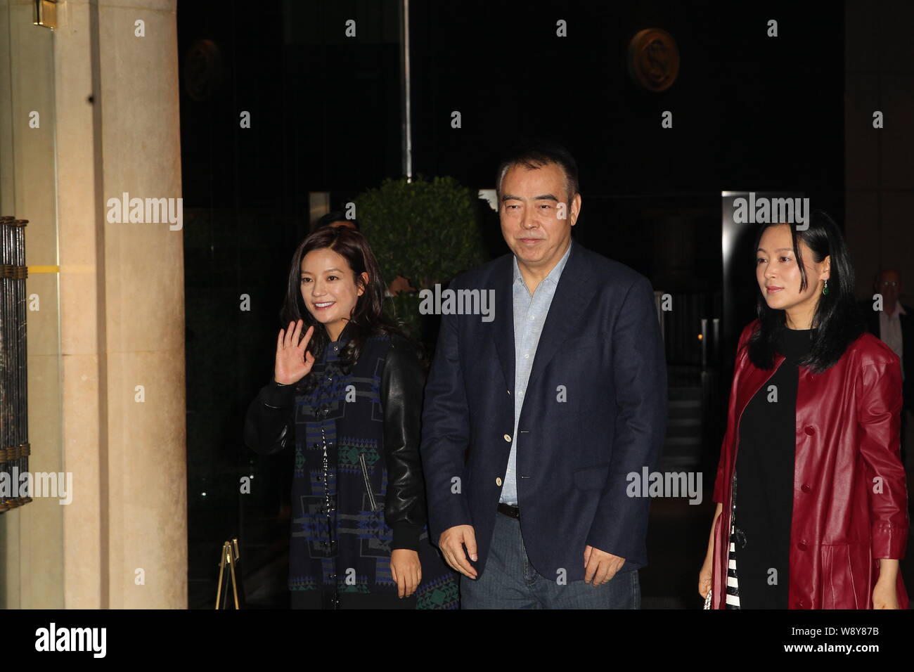 From left wife hi-res stock photography and images - Page 55 - Alamy