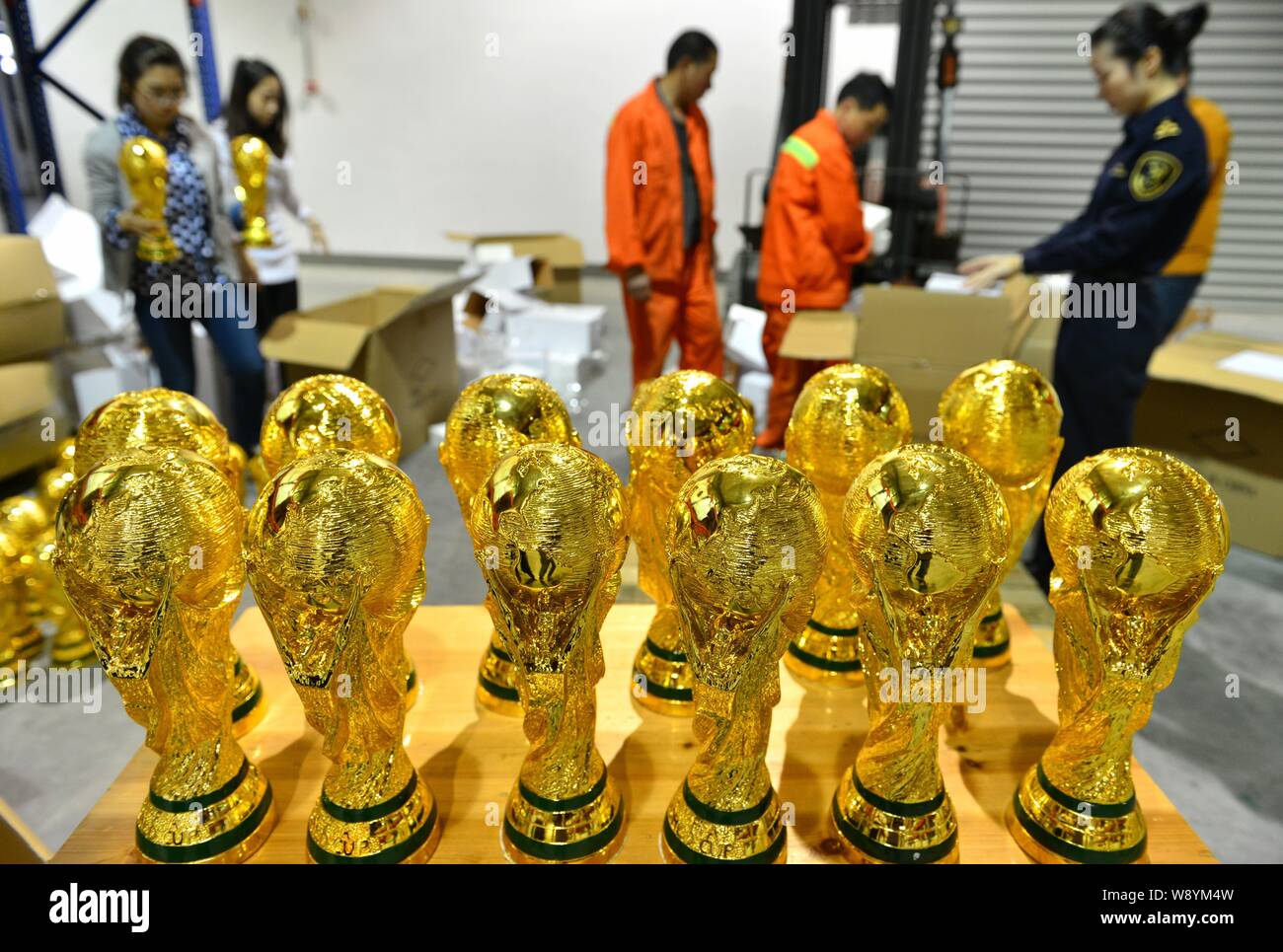 Fake World Cup Trophies Seized By The Local Customs Are Pictured At A Warehouse In Yiwu City East Chinas Zhejiang Province 16 April 14 More Tha Stock Photo Alamy Fake World Cup Trophies Seized By The Local Customs Are Pictured At A Warehouse In Yiwu City East Chinas Zhejiang Province 16 April 14 More Tha Stock Photo Alamy