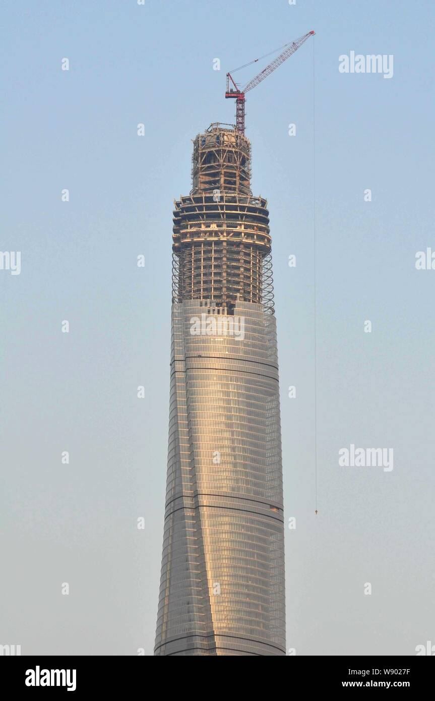 --FILE--View of the Shanghai Tower under construction in the Lujiazui ...