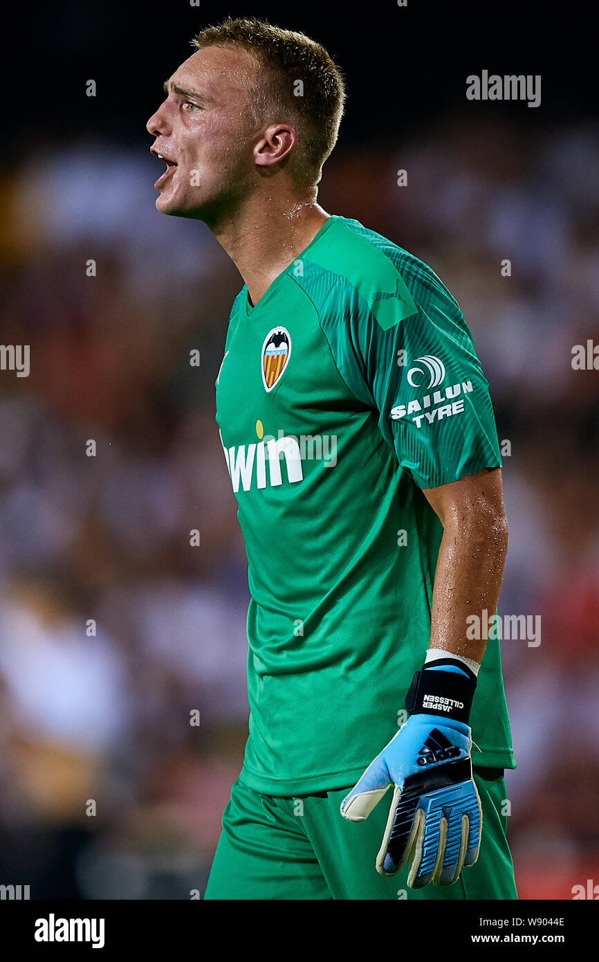 VALENCIA, SPAIN - AUGUST 10: Jasper Cillessen of Valencia CF reacts during the Bwin Trofeo Naranja friendly match between Valencia CF and FC Internazionale at Estadio Mestalla on August 10, 2019 in Valencia, Spain. (Photo by Get Ready Images/MB Media) Stock Photo