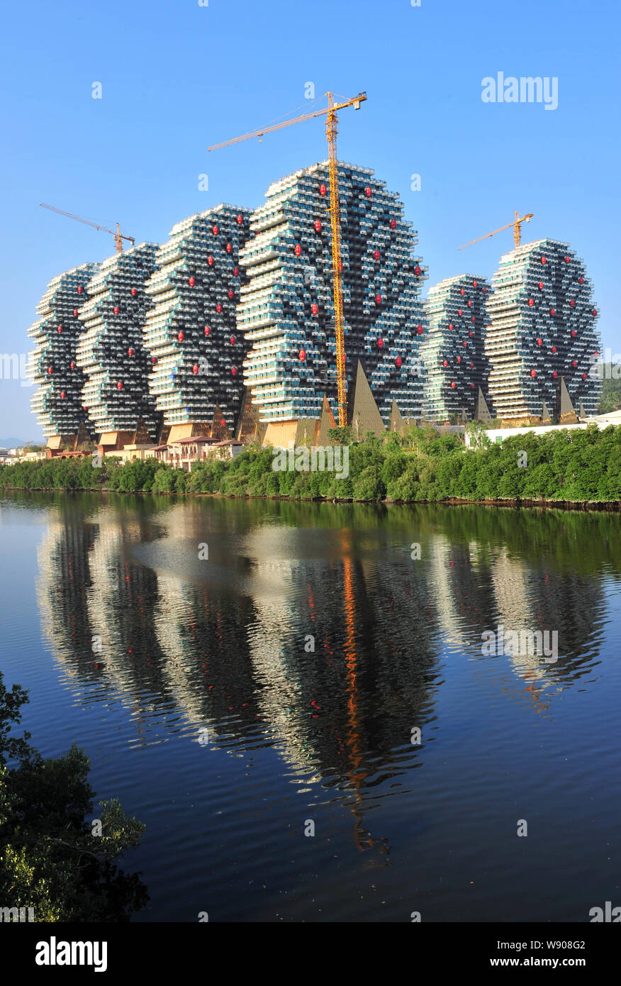 View of the Beauty Crown 7-star Hotel cluster near Linchun