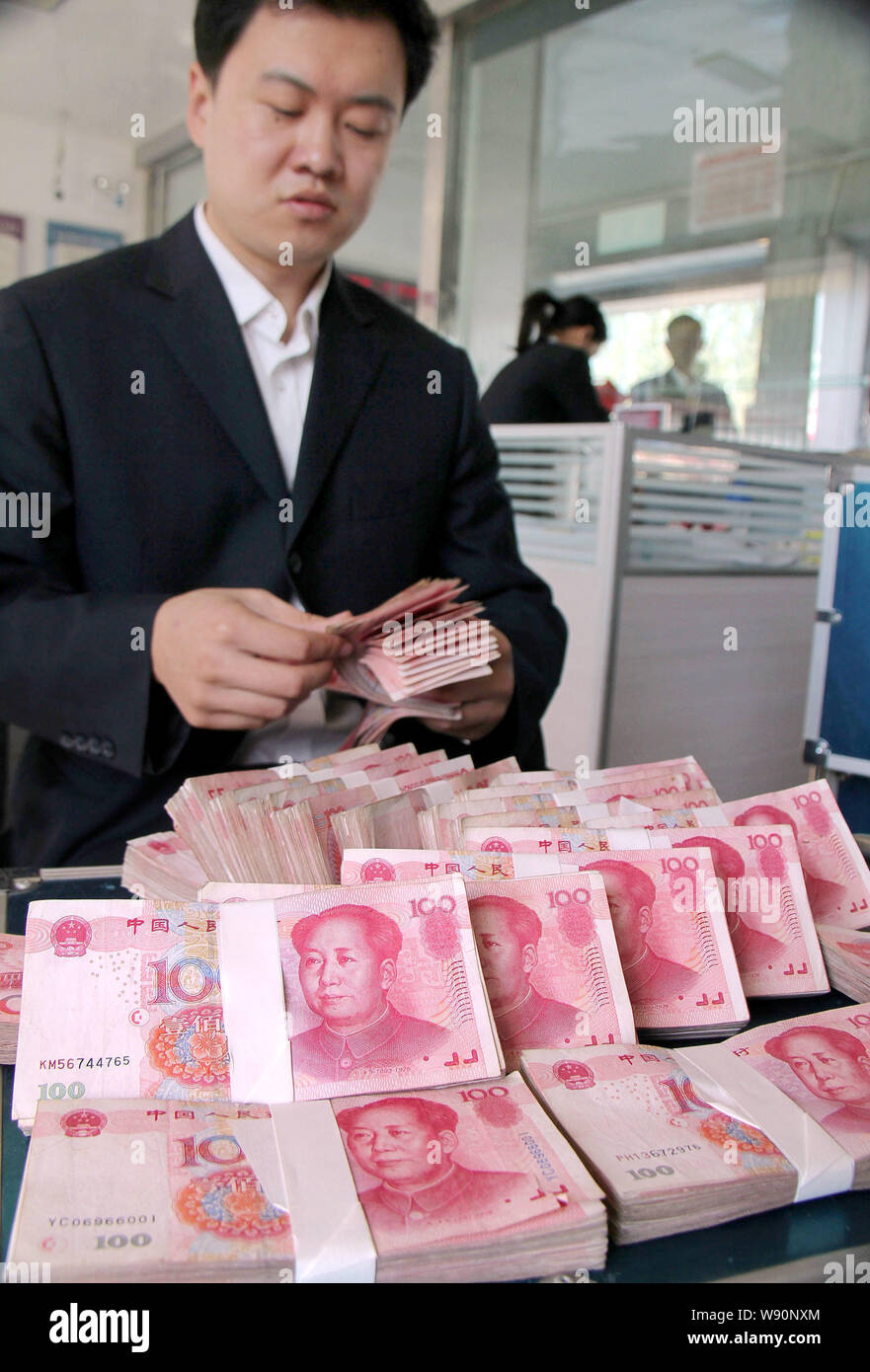 15 Rmb 15 rmb hi-res stock photography and images - Alamy