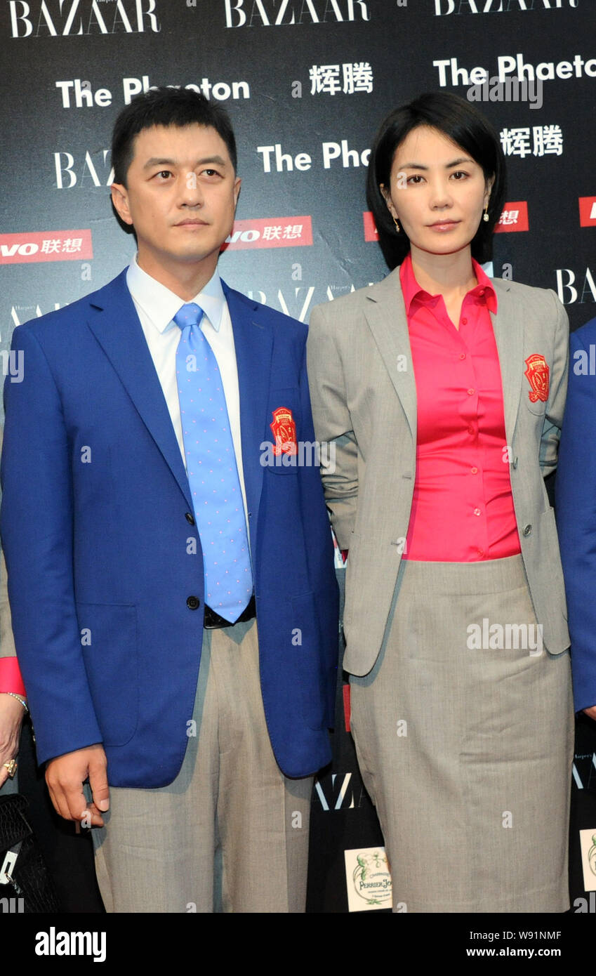 FILE Chinese pop diva Faye Wong right and her former husband