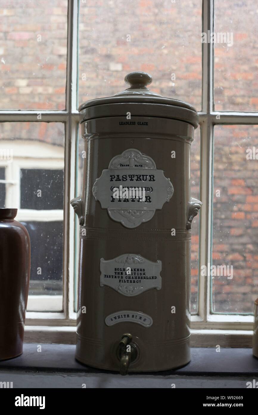 Chamberland filter hires stock photography and images Alamy