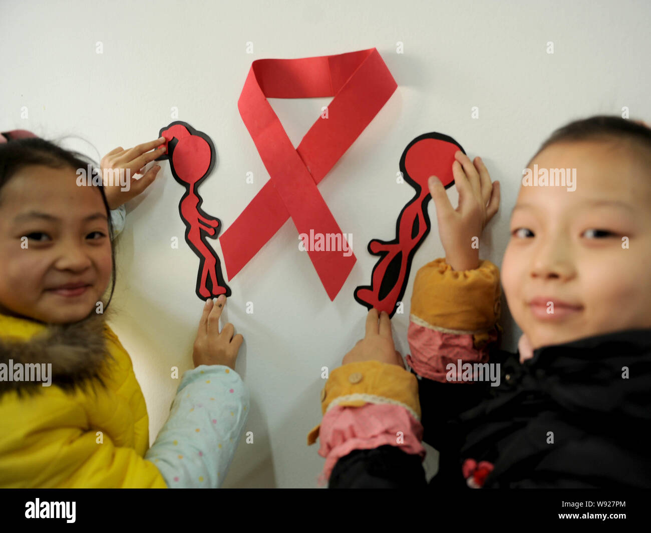 Hiv awareness wall hi-res stock photography and images - Alamy