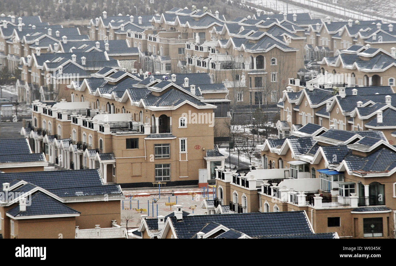 --FILE--View of new villas in Kangbashi, Ordos city, north Chinas Inner Mongolia Augonomous Region, 16 December 2012.   The housing market in Kangbash Stock Photo