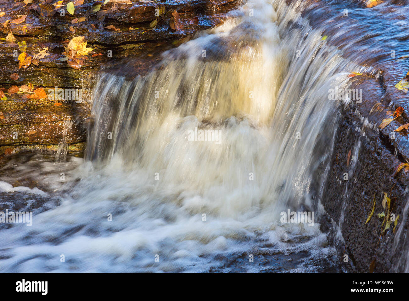 Stream waterfall over rocks hi-res stock photography and images - Alamy