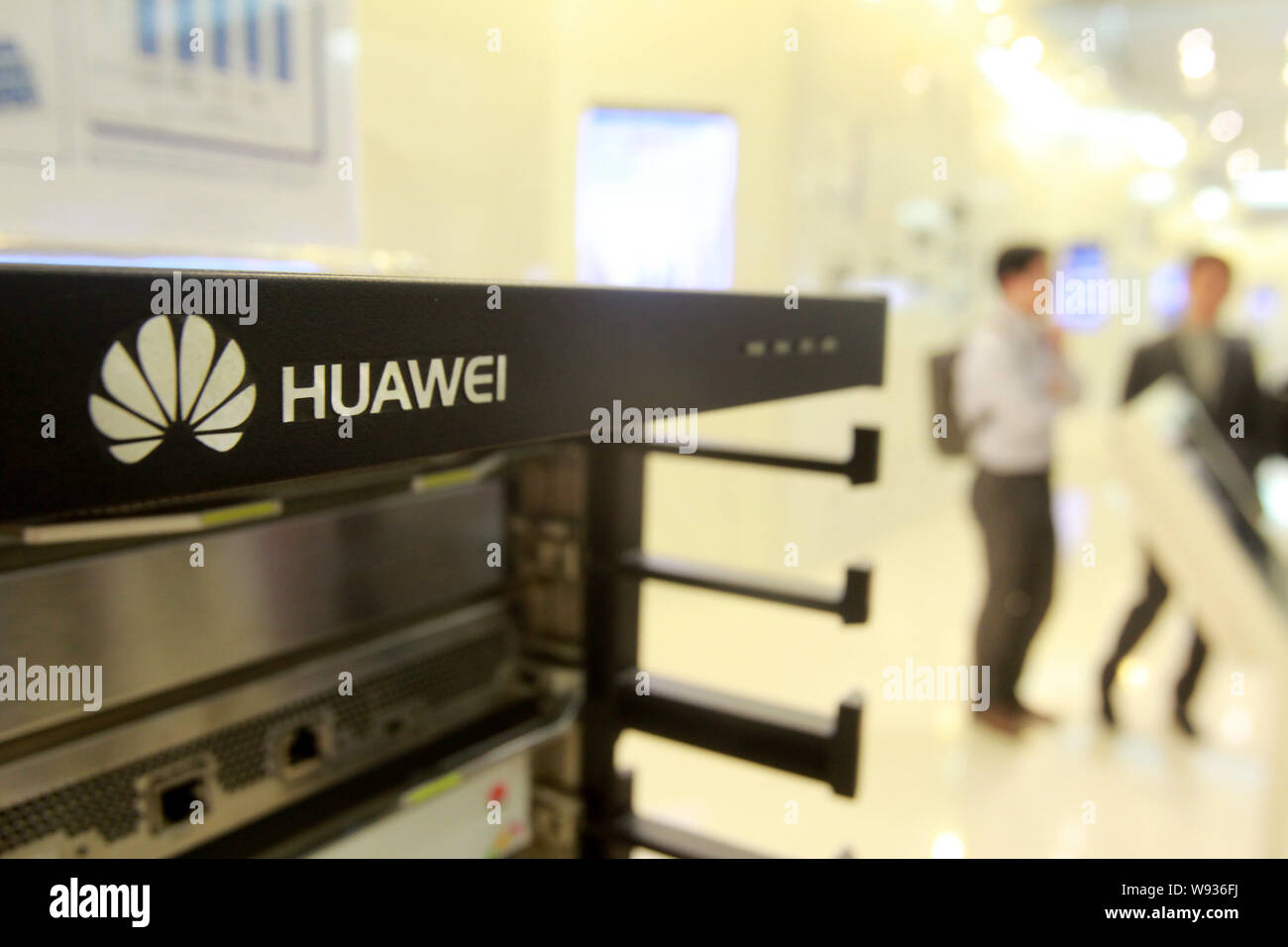 --FILE--People visit the headquarters of Huawei Technologies Co. Ltd ...