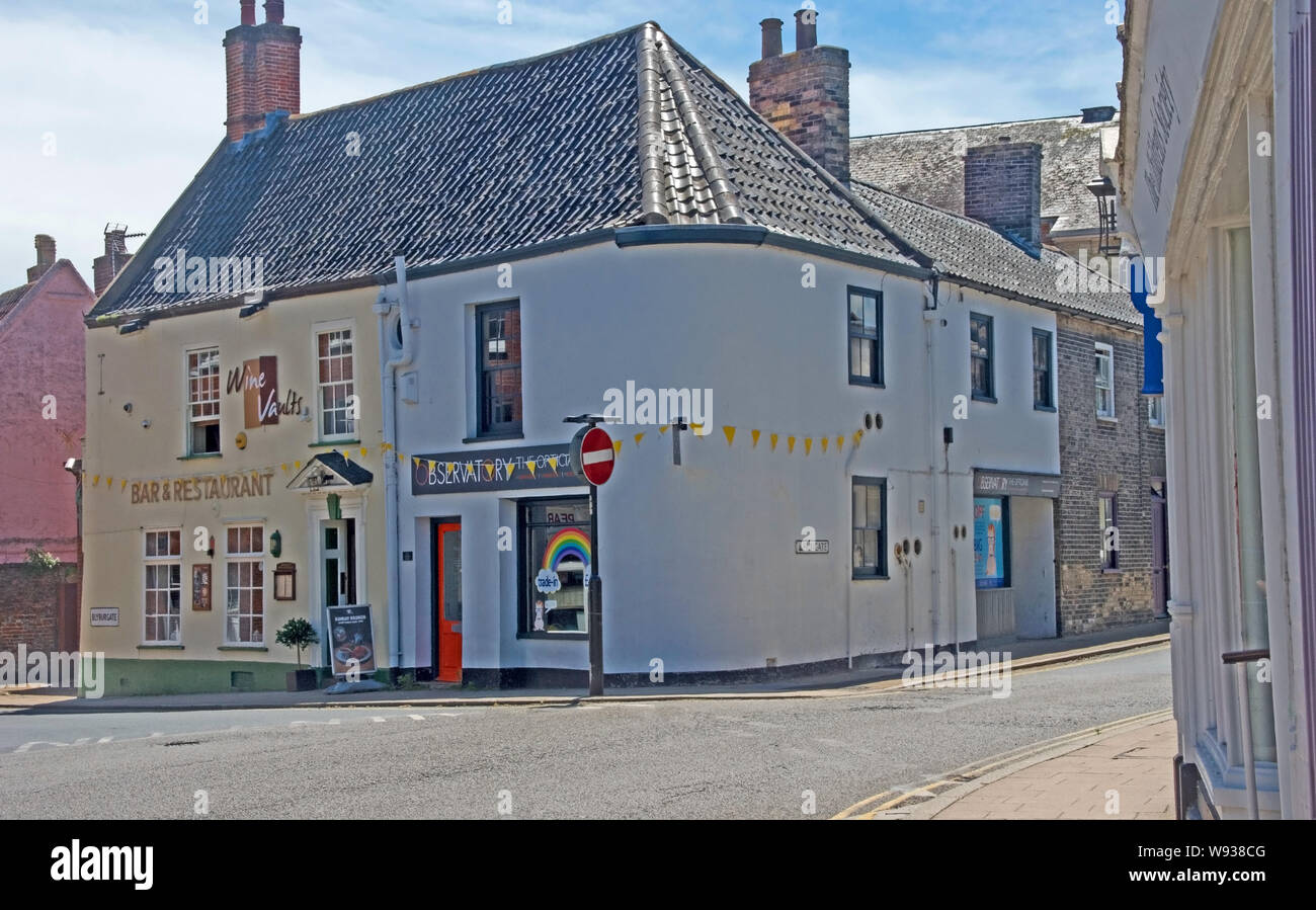 Beccles Suffolk Wine Vaults Bar Restaurant Stock Photo Alamy