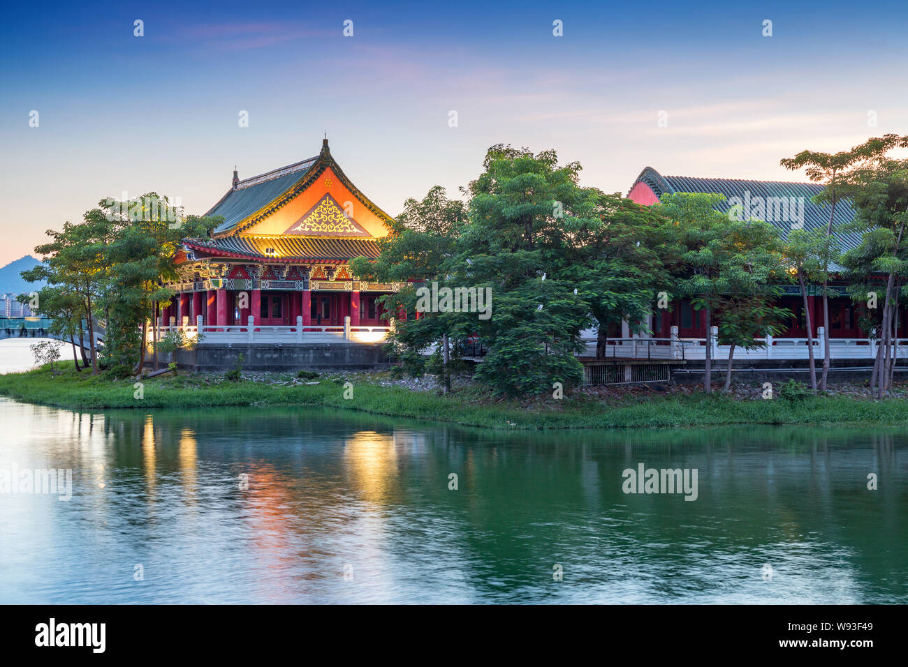 Confucius Temple in Kaohsiung, Taiwan at night Stock Photo