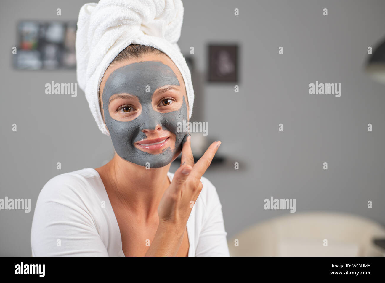 Download Clay Mask High Resolution Stock Photography And Images Alamy PSD Mockup Templates