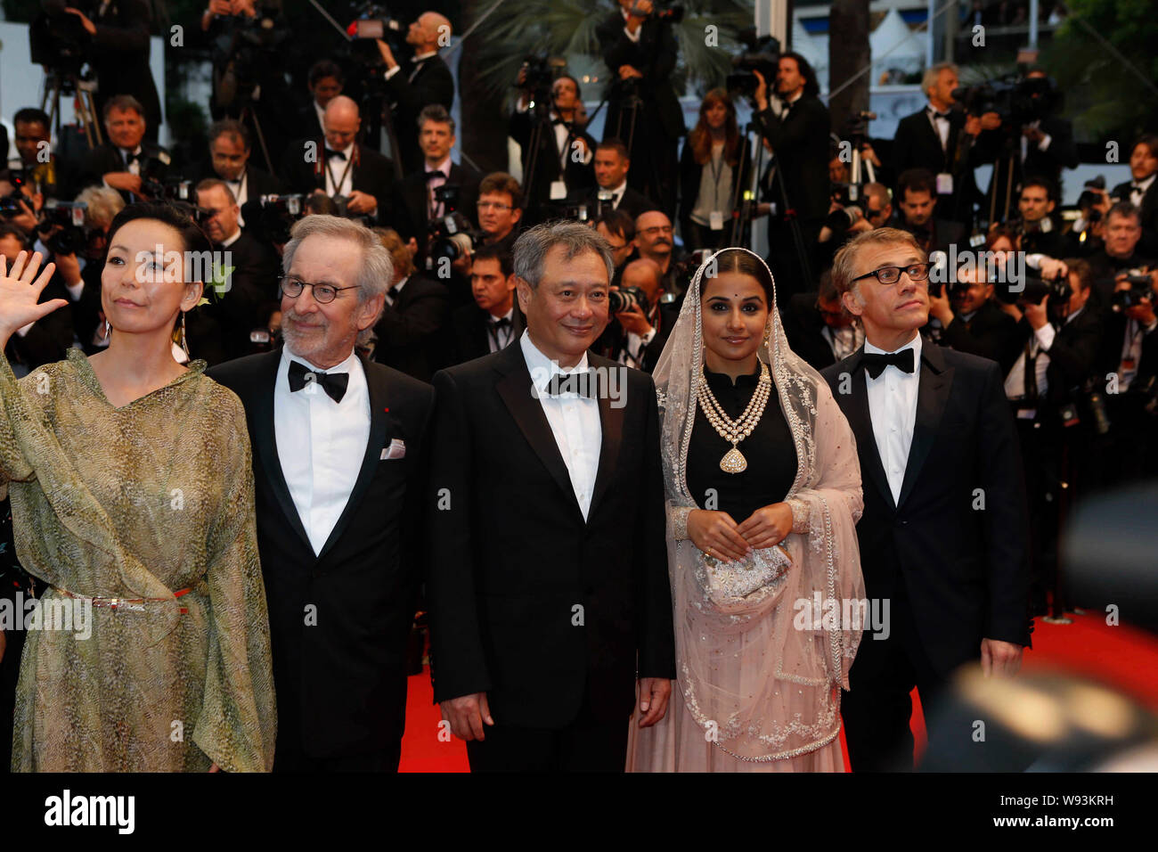 (From left) Japanese director Naomi Kawase, US director Steven Spielberg, Taiwanese director Ang Lee, Indian actress Vidya Balan and Austrian actor Ch Stock Photo