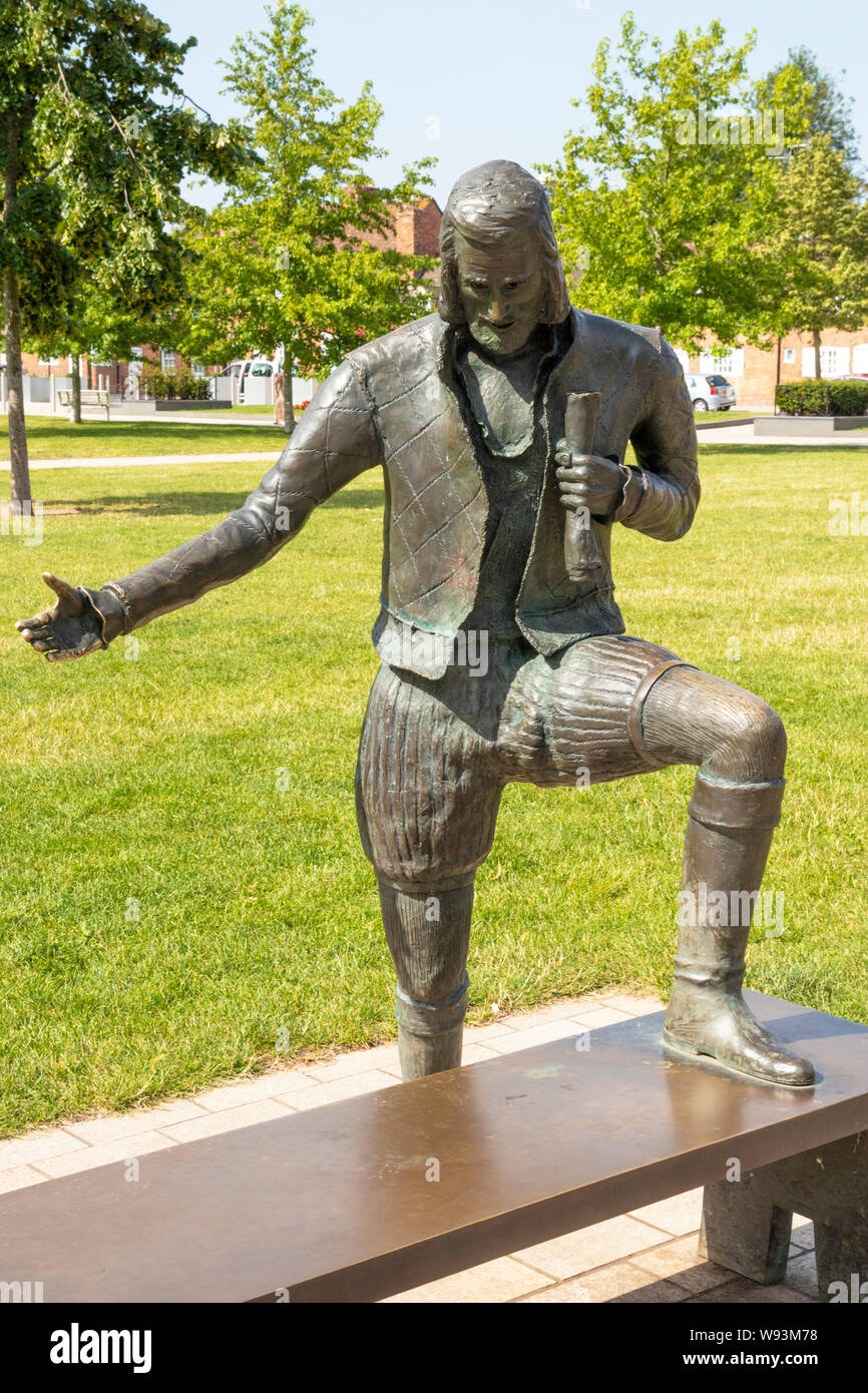 life-sized bronze statue of young Shakepeare the bard of avon in bancroft gardens outside the RSC theatre Stratford upon Avon Warwickshire England UK Stock Photo