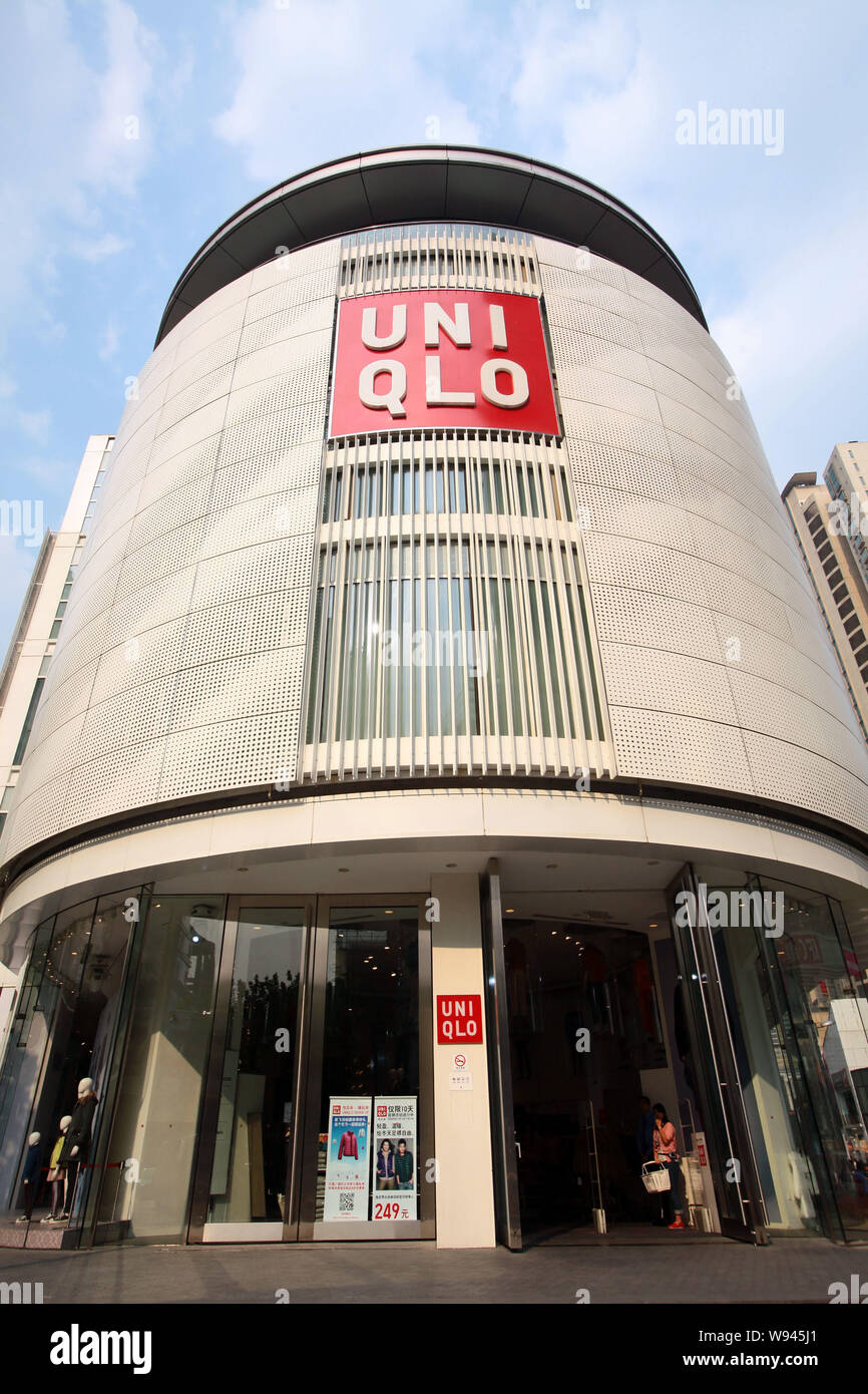 Uniqlo china hi-res stock photography and images - Page 6 - Alamy