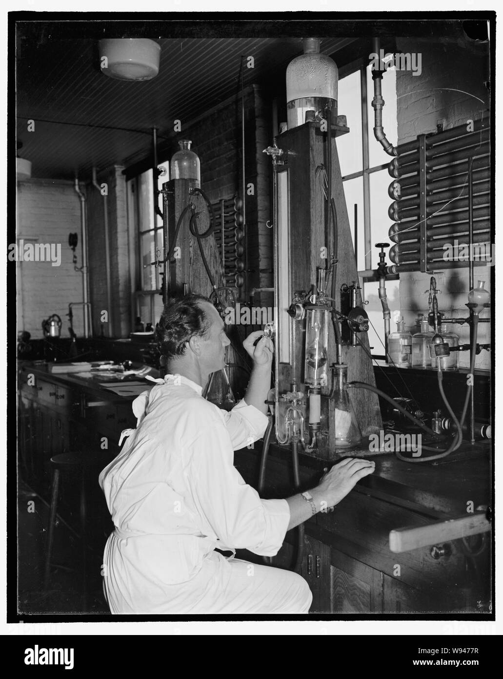 Gas diver Black and White Stock Photos & Images Alamy