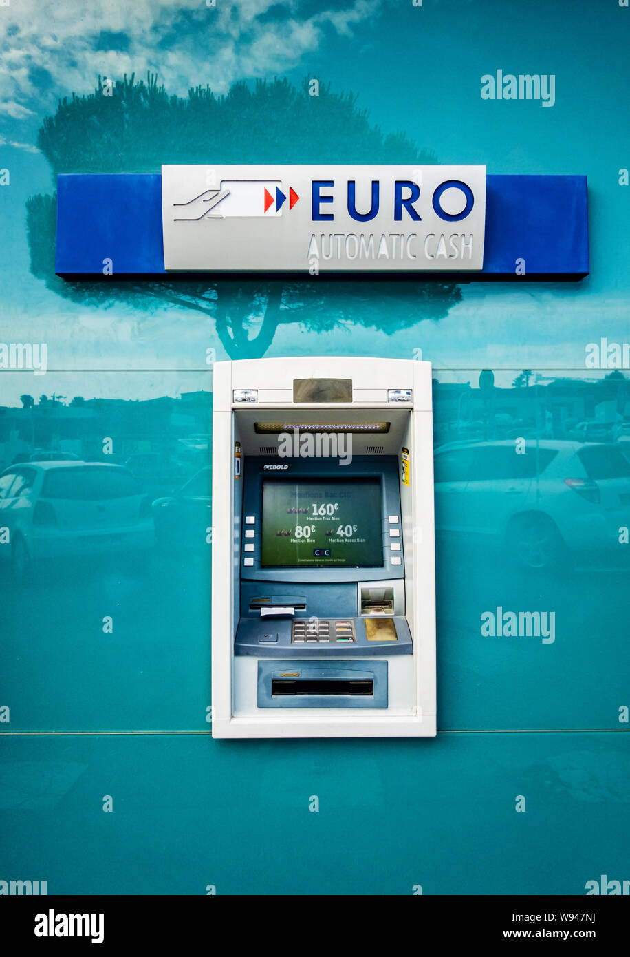 Euro atm hi-res stock photography and images - Alamy