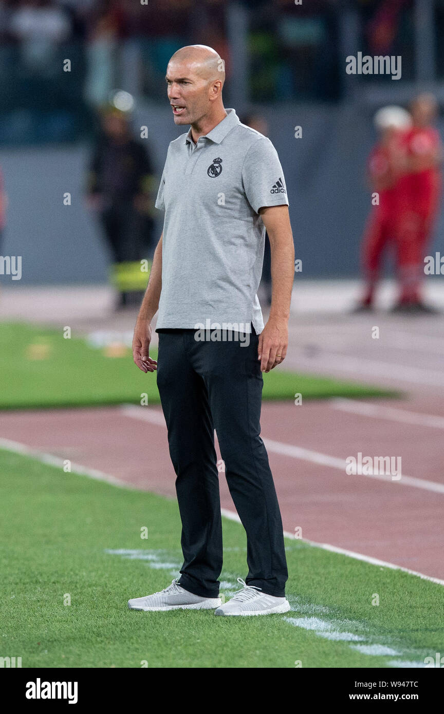 zinedine zidane shoes