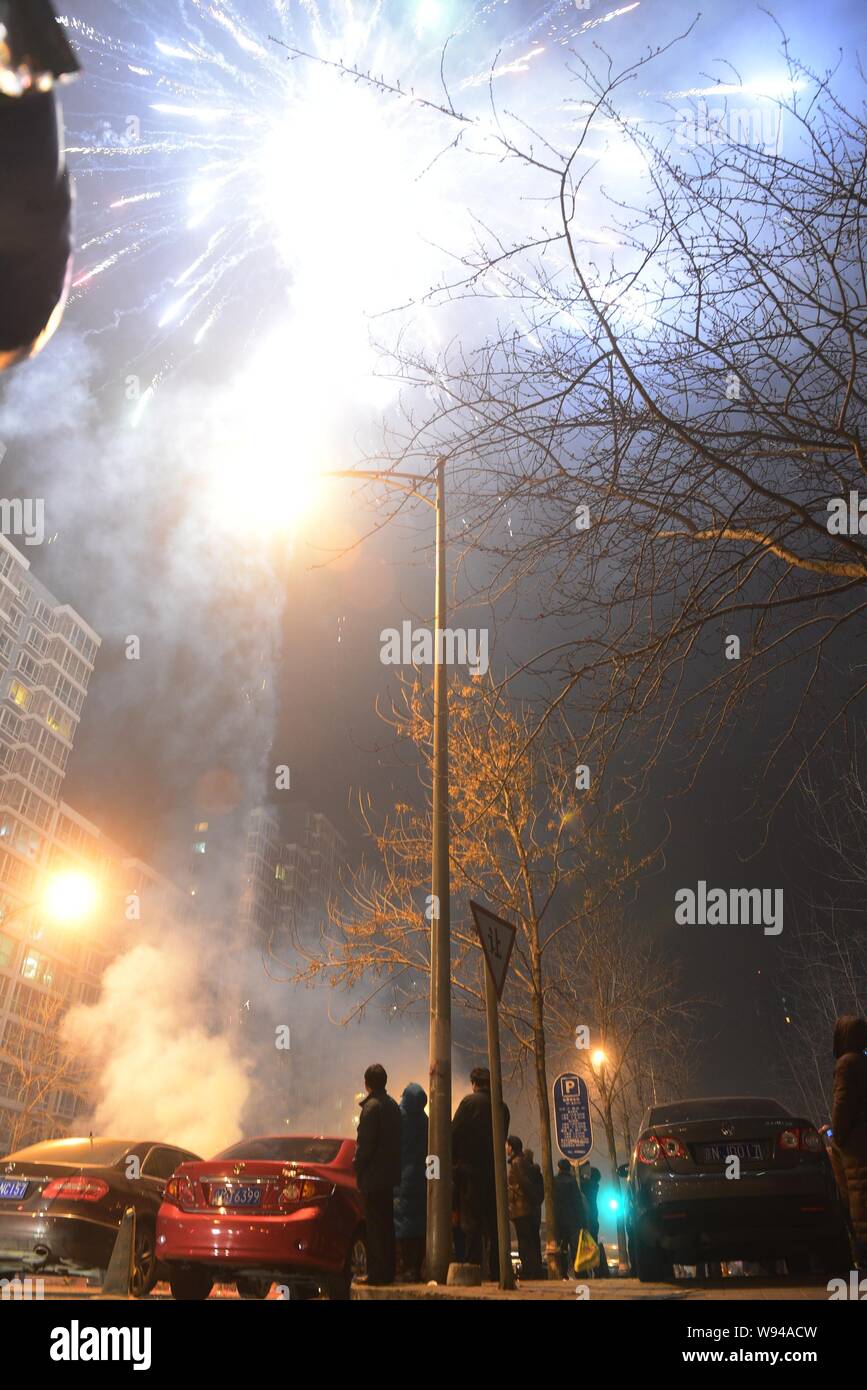 Traditional lantern festival hi-res stock photography and images - Alamy