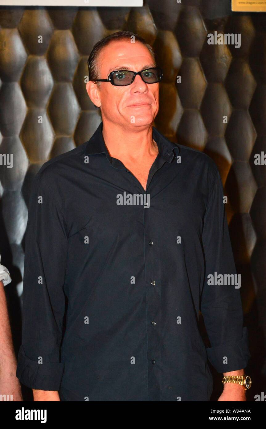 Hollywood action star Jean-Claude Van Damme poses during a press conference  for his upcoming new film in Hong Kong, China, 19 June 2013 Stock Photo -  Alamy