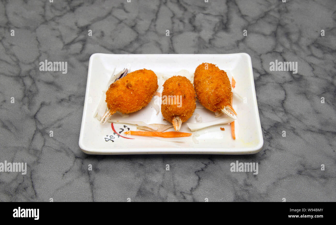 Chinese food. Deep fried crab claws Stock Photo Alamy
