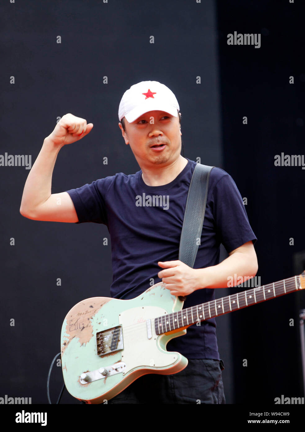 Chinese rocker hi-res stock photography and images - Alamy