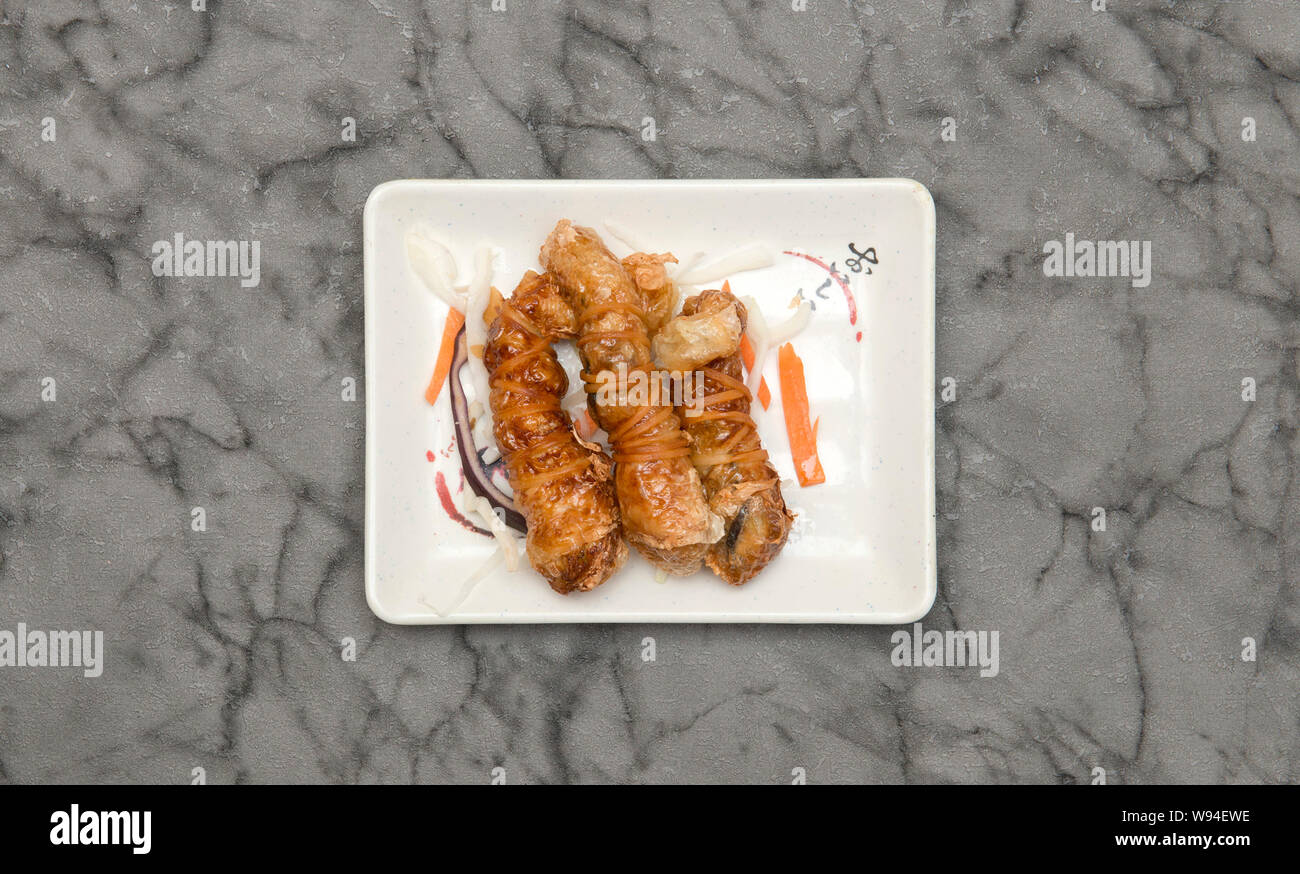 Chinese food. Vegetable tofu wraps Stock Photo Alamy
