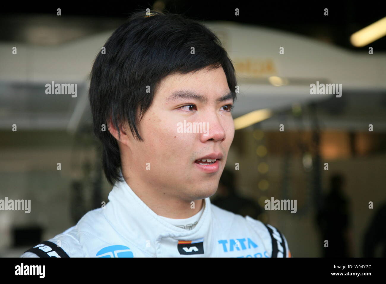 chinese f1 driver