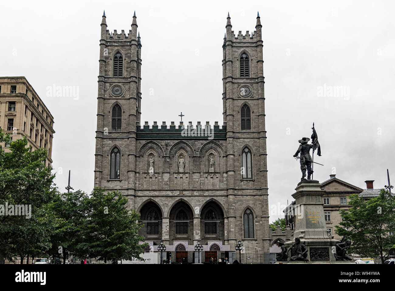 Notre dame basilica montreal hi-res stock photography and images - Alamy