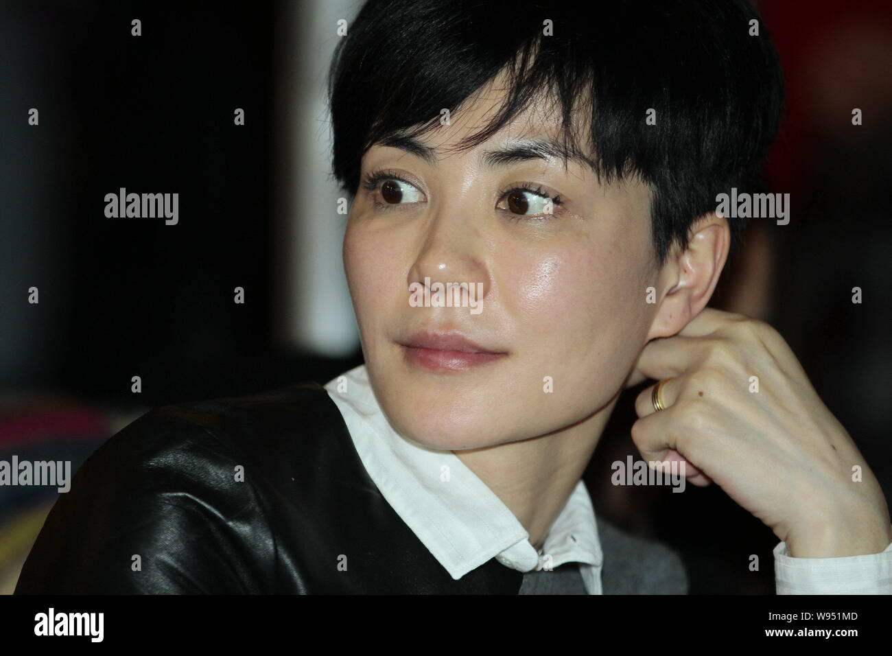 Faye wong hi-res stock photography and images - Alamy