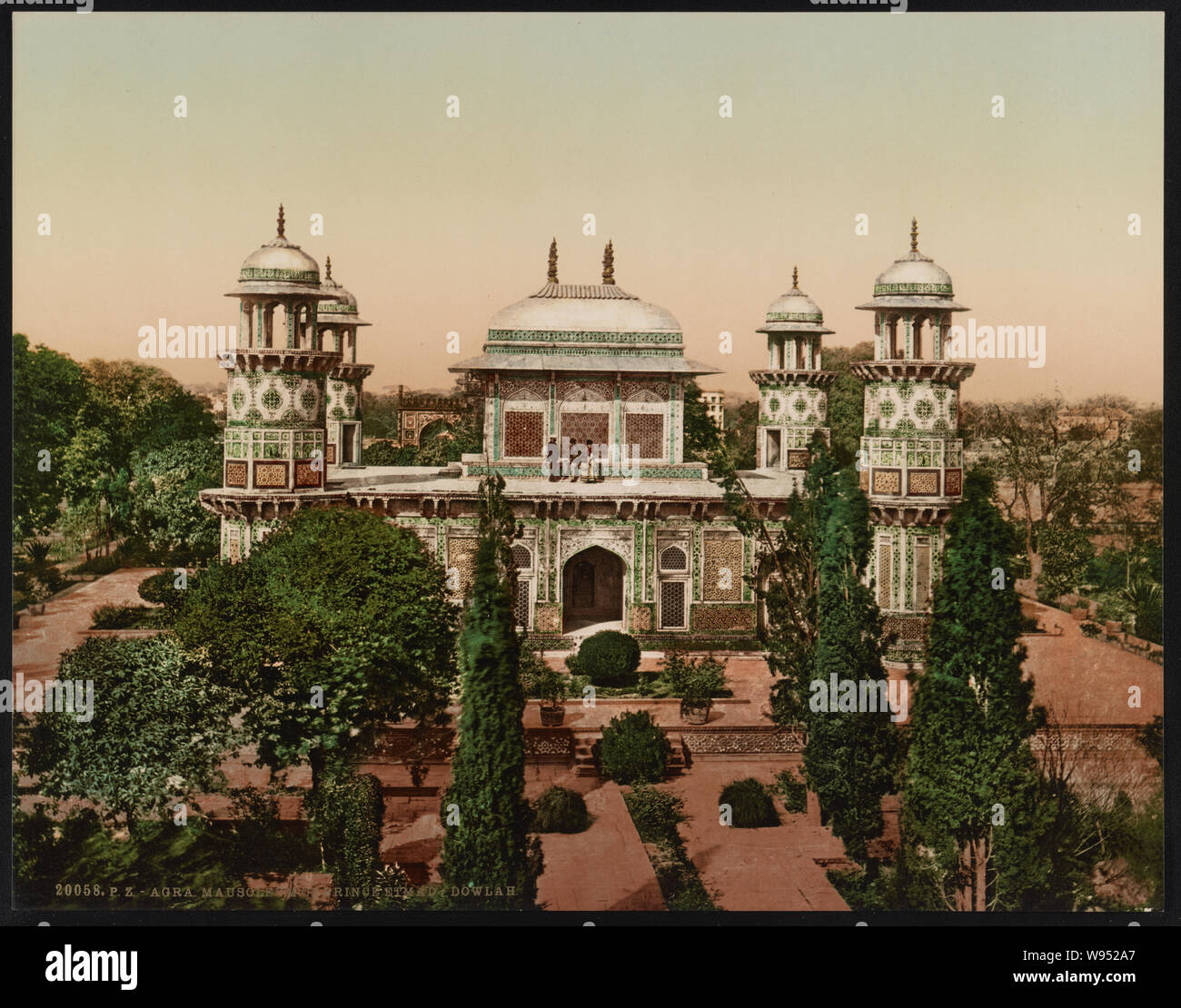 Agra. Mausoleum of Prince Etmad-Dowlah Stock Photo