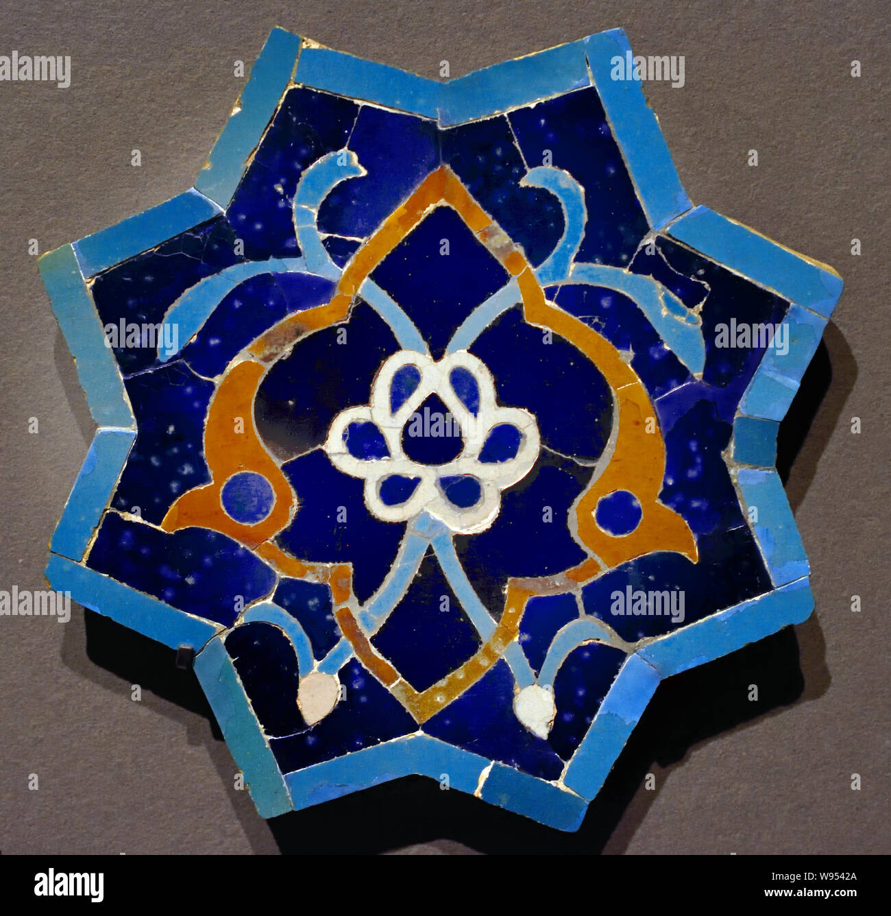 Ceramic star tiles glacures polychromes iran 14th 15th century hires