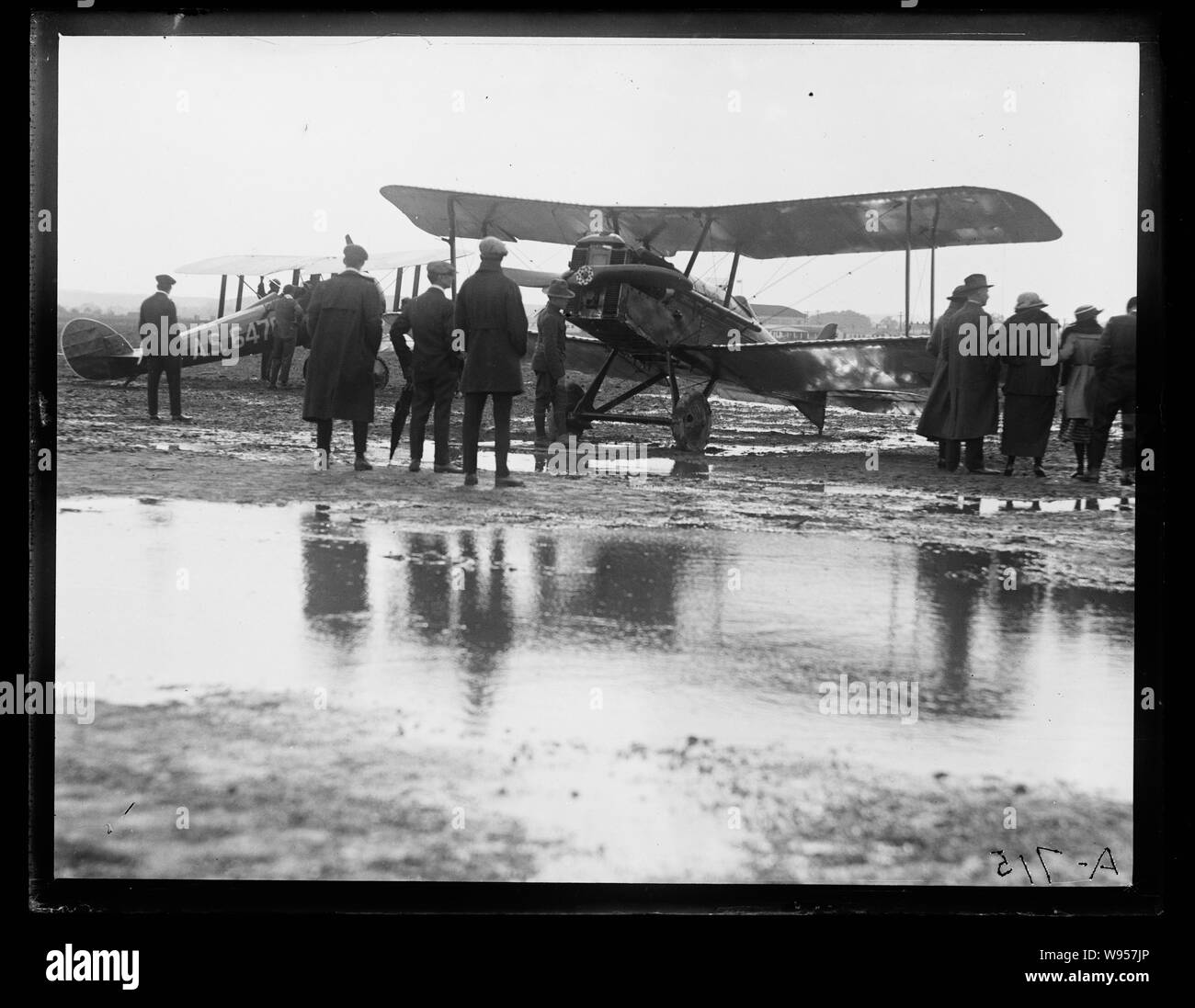 Air field Black and White Stock Photos & Images - Alamy