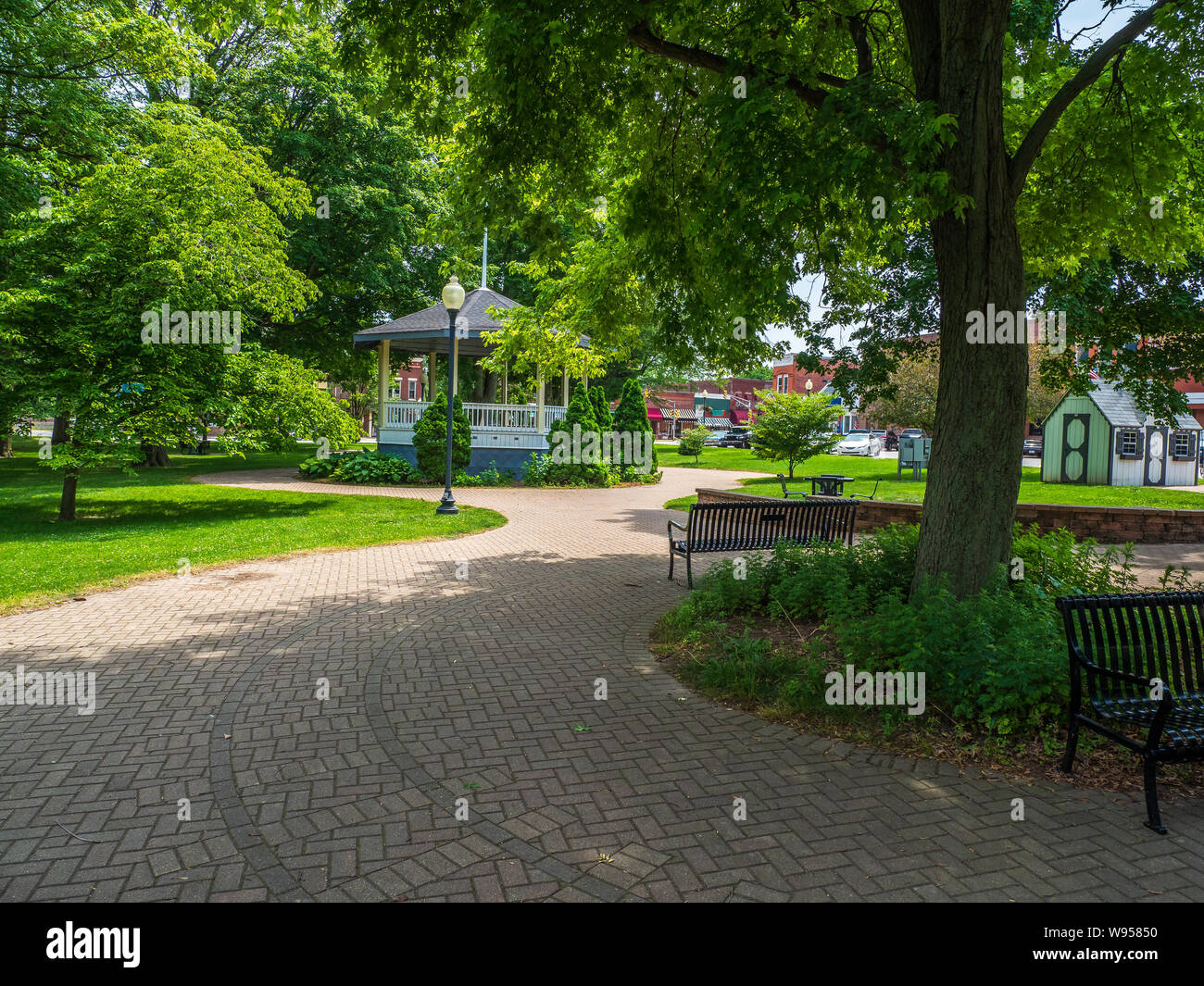 The center of downtown Chesterton, Indiana Stock Photo Alamy
