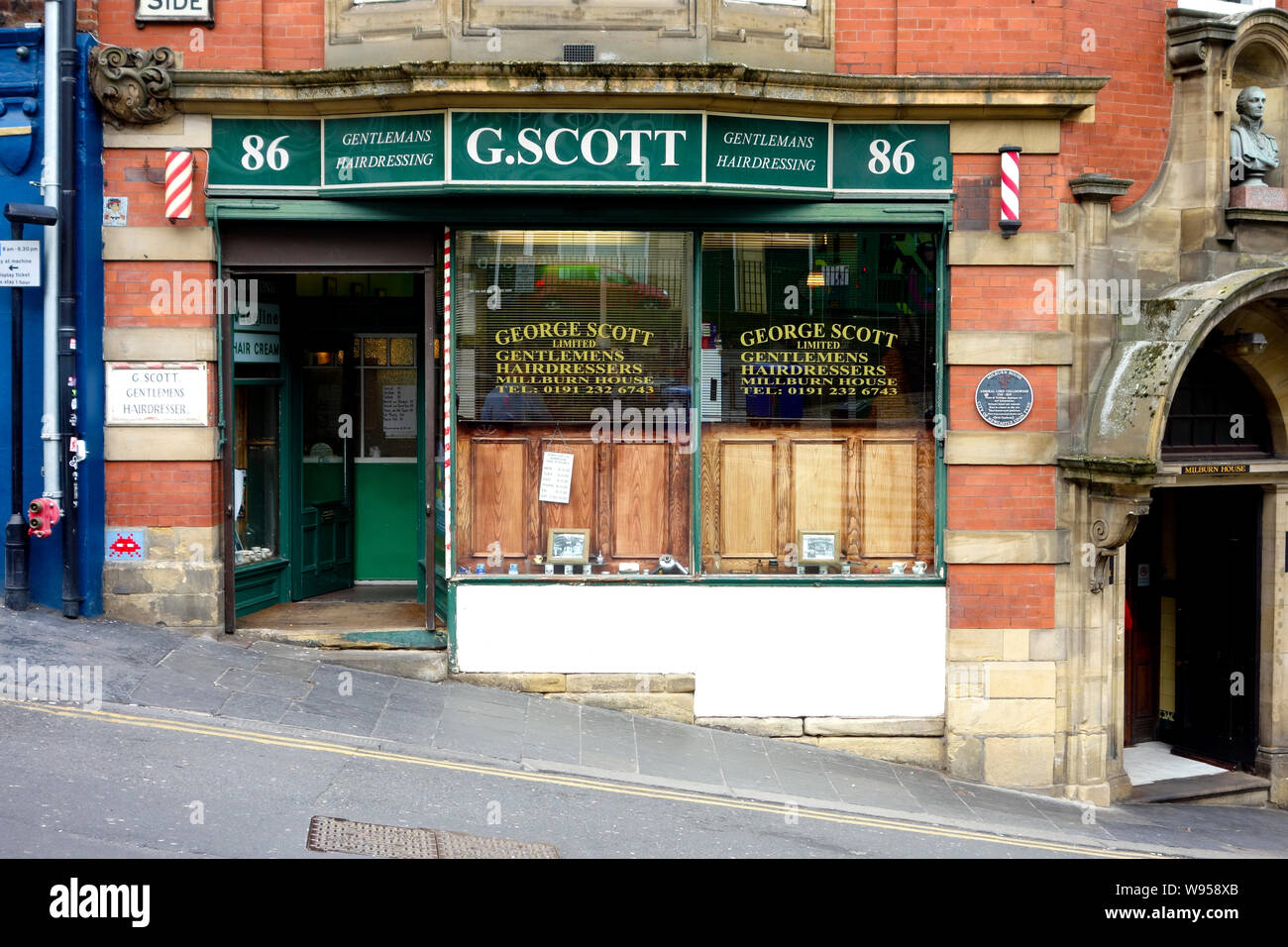 G Scott Hairdresser Newcastle Upon Tyne Stock Photo