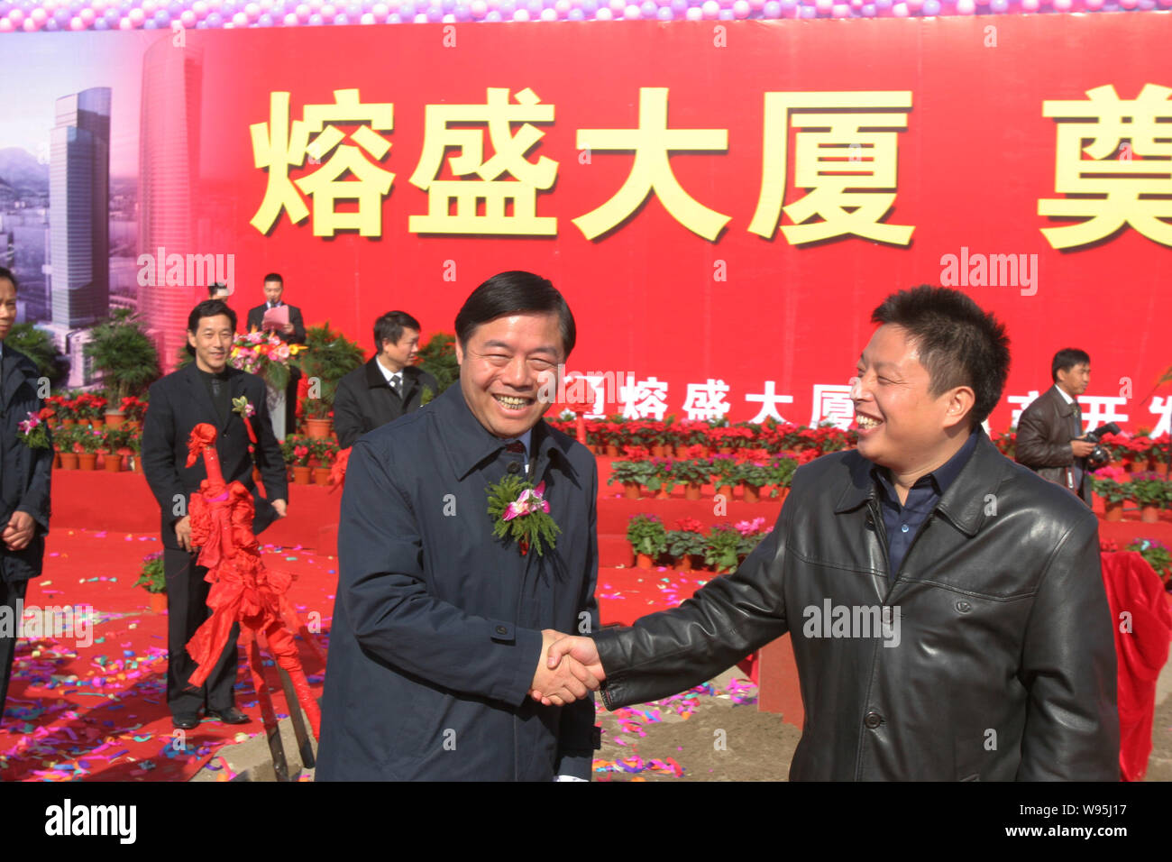 –File–Zhang Zhirong (R), Chairman of Glorious Property Holdings