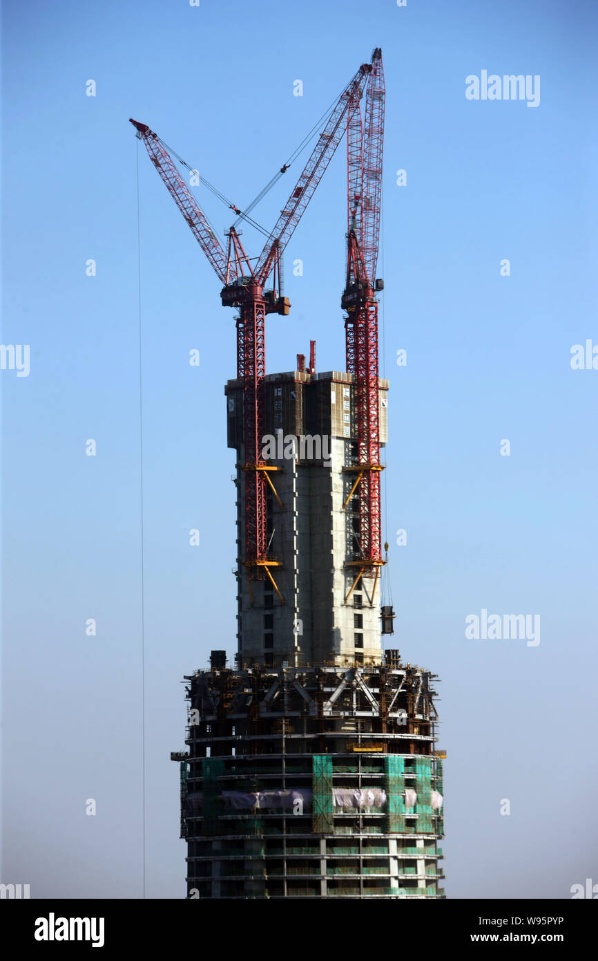 The Shanghai Tower is under construction in the Lujiazui Financial ...